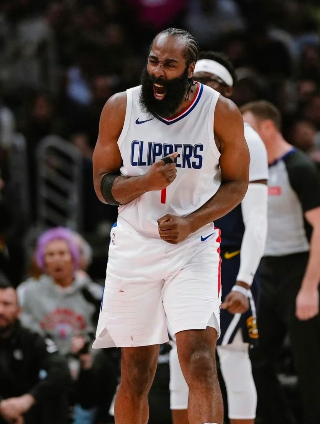 火箭大胜马刺，哈登独得分成全队之冠的简单介绍