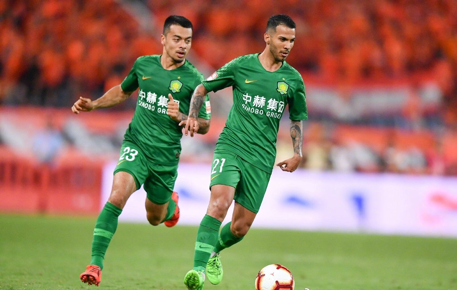 包含北京国安迎战重庆斯威，双方胜负难料的词条