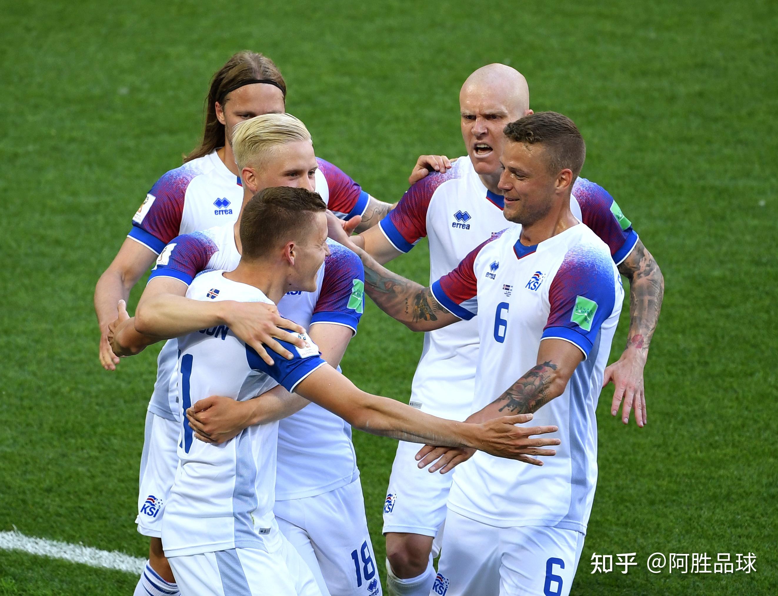 包含关注热点：欧国联赛中的激烈竞争的词条