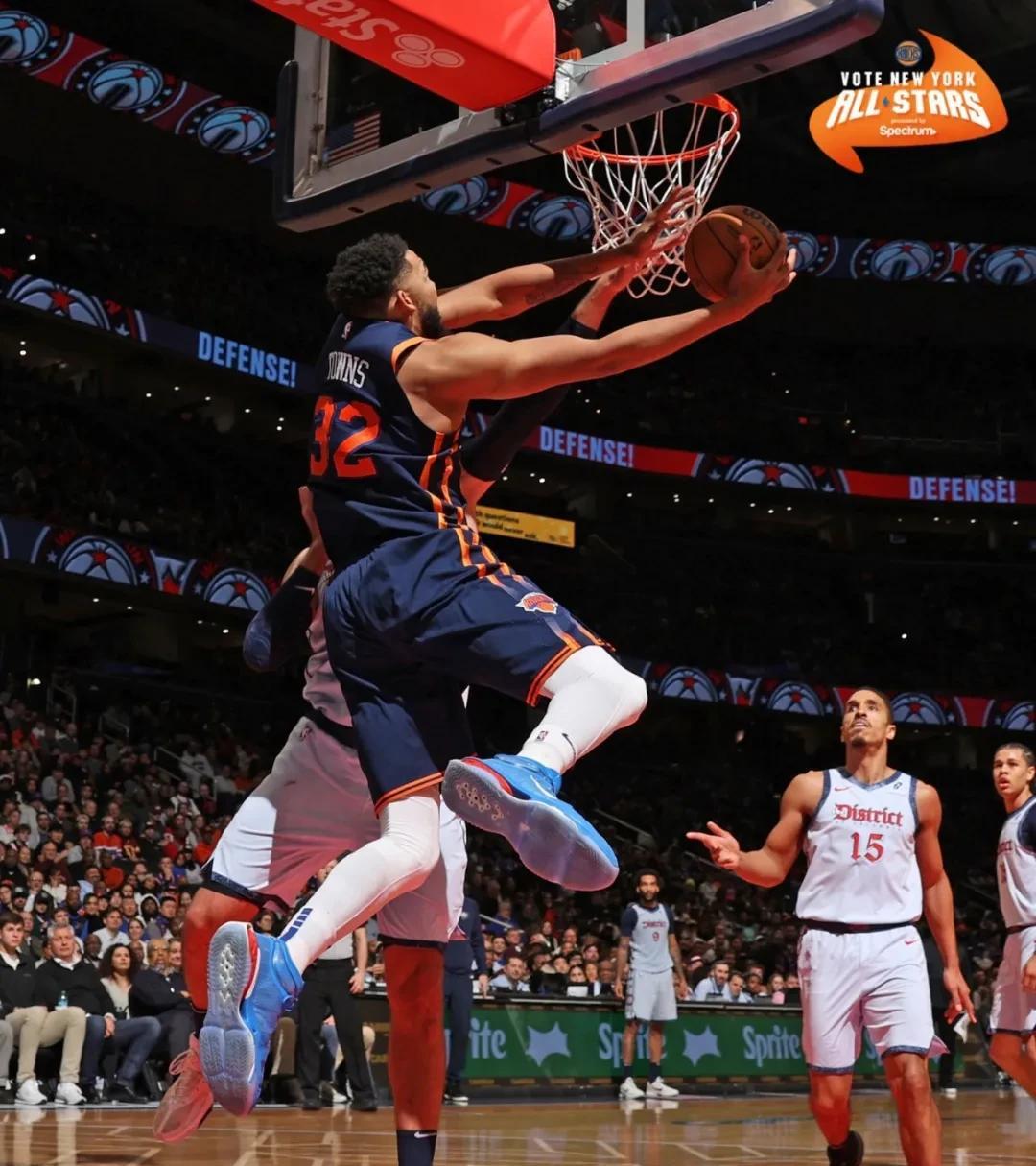 雄尼克斯队主场制胜，成功守住领先优势的简单介绍