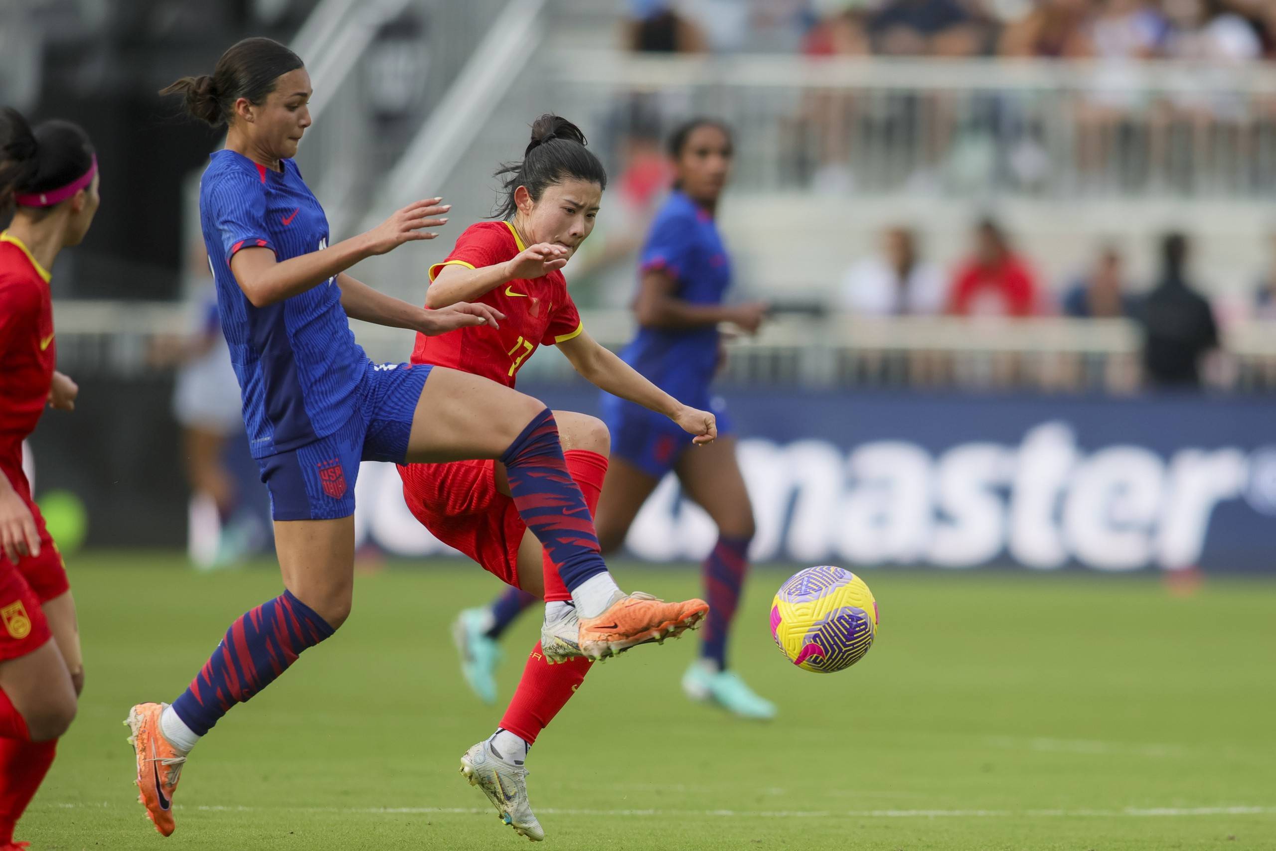 美国女足全国队再次称霸国际比赛