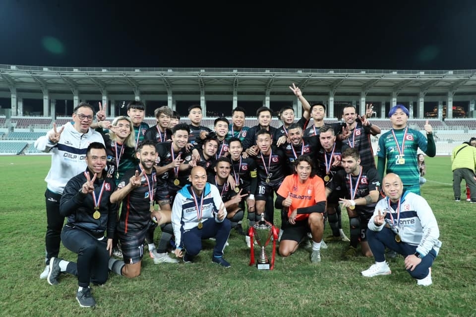 比赛中球队采取新战术，获得丰收