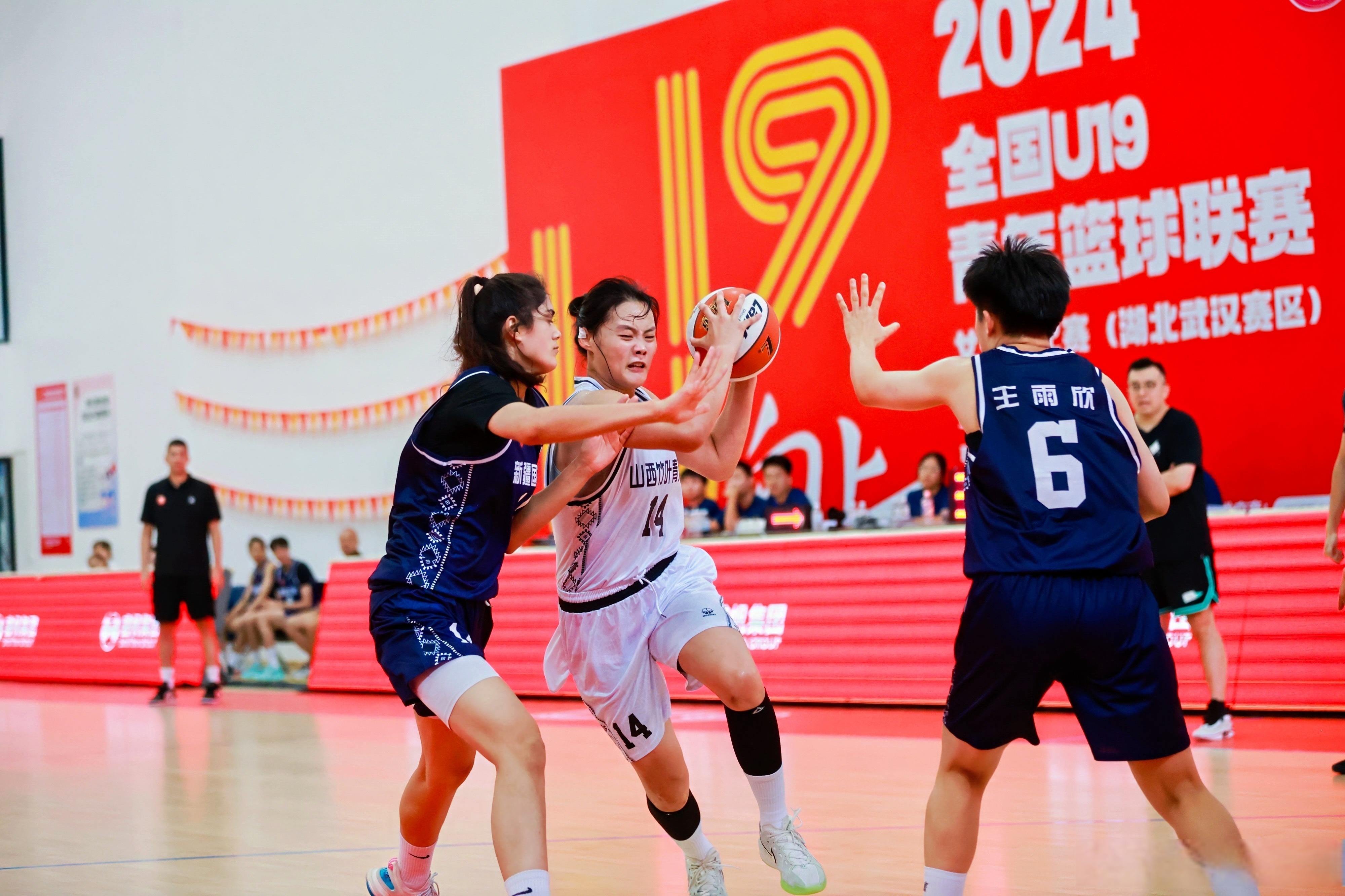 青年篮球联赛决赛:北京队夺冠