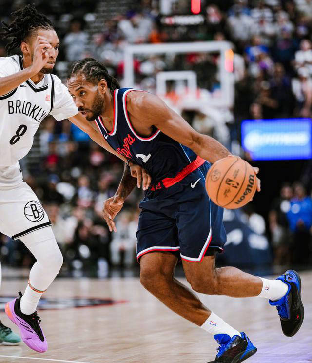 开云体育官方网站-关于快船大胜热火，莱昂纳德爆砍分轻松赢球！的信息