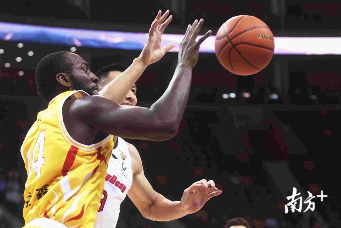 福建队突破低迷局面，终结连败的简单介绍