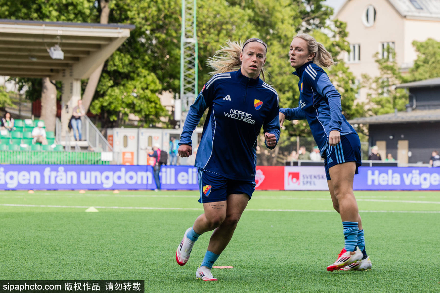 包含瑞典女足勇夺北欧女足冠军，雄心勃发的词条