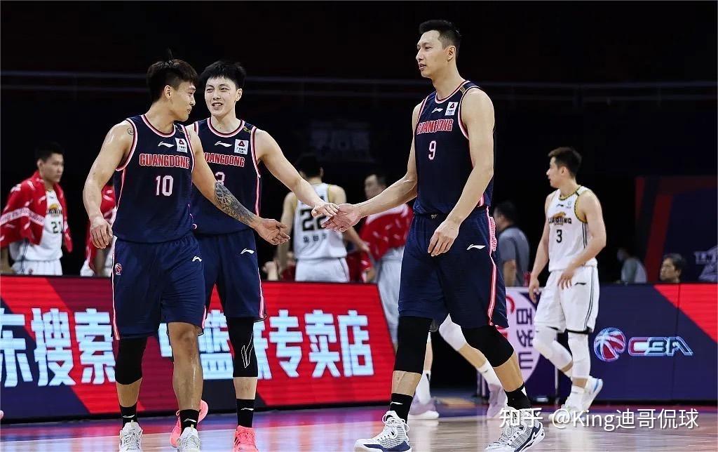 开云体育官网-球队年度总结发布，展望新赛季备战