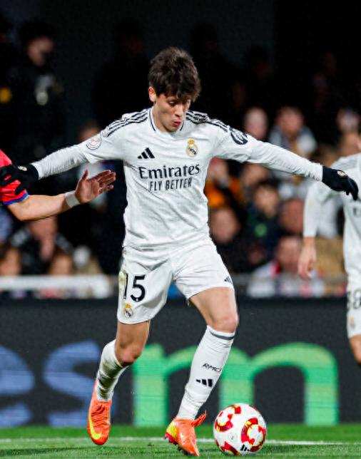 皇马队在比赛中上演惊天逆转