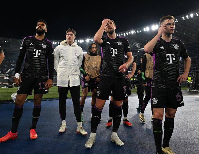 欧洲豪门球队与亚洲强队交锋激烈