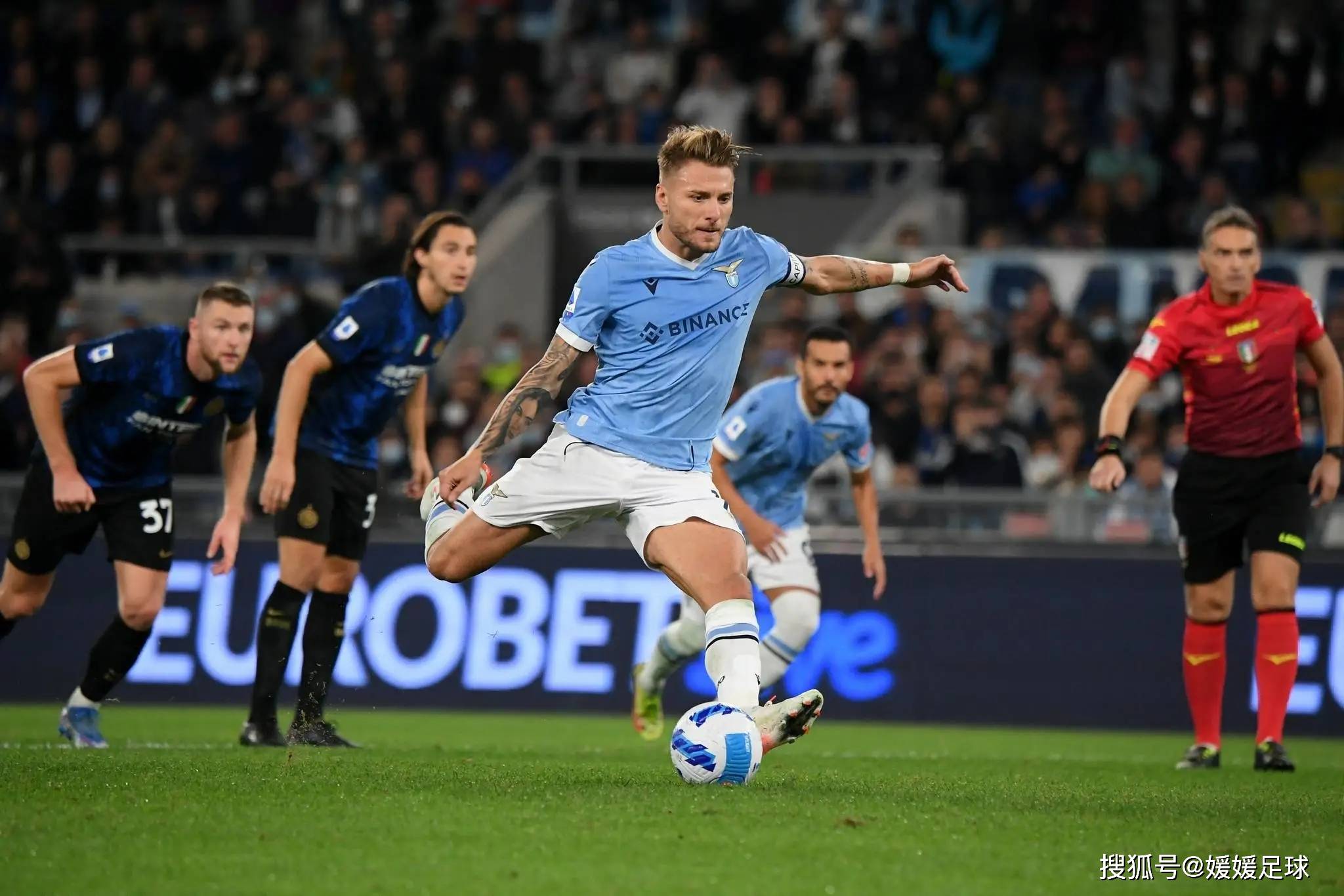 帕尔马客场大胜弗洛西诺尼，取得关键三分