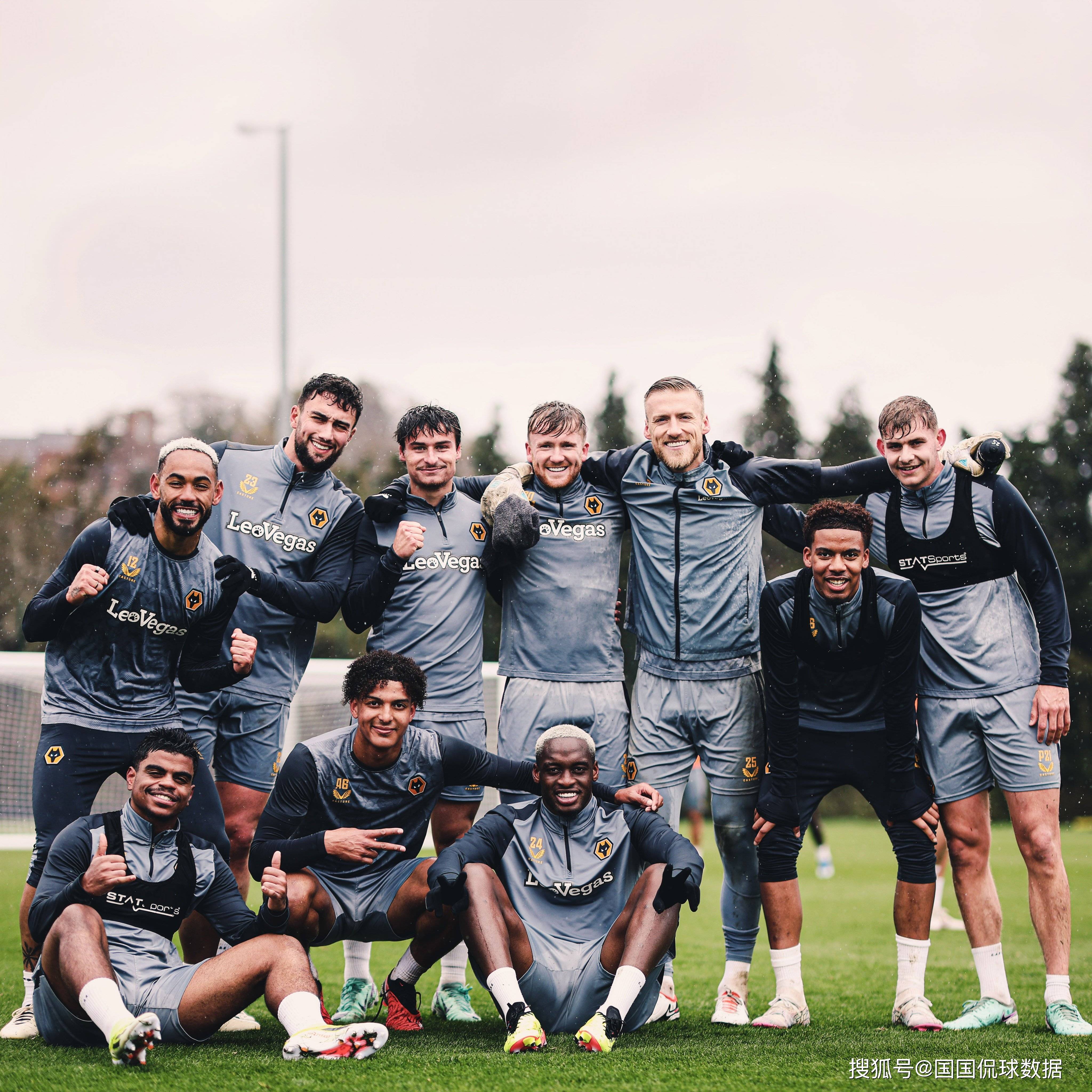 狼队战平伯恩利，难解难分局势