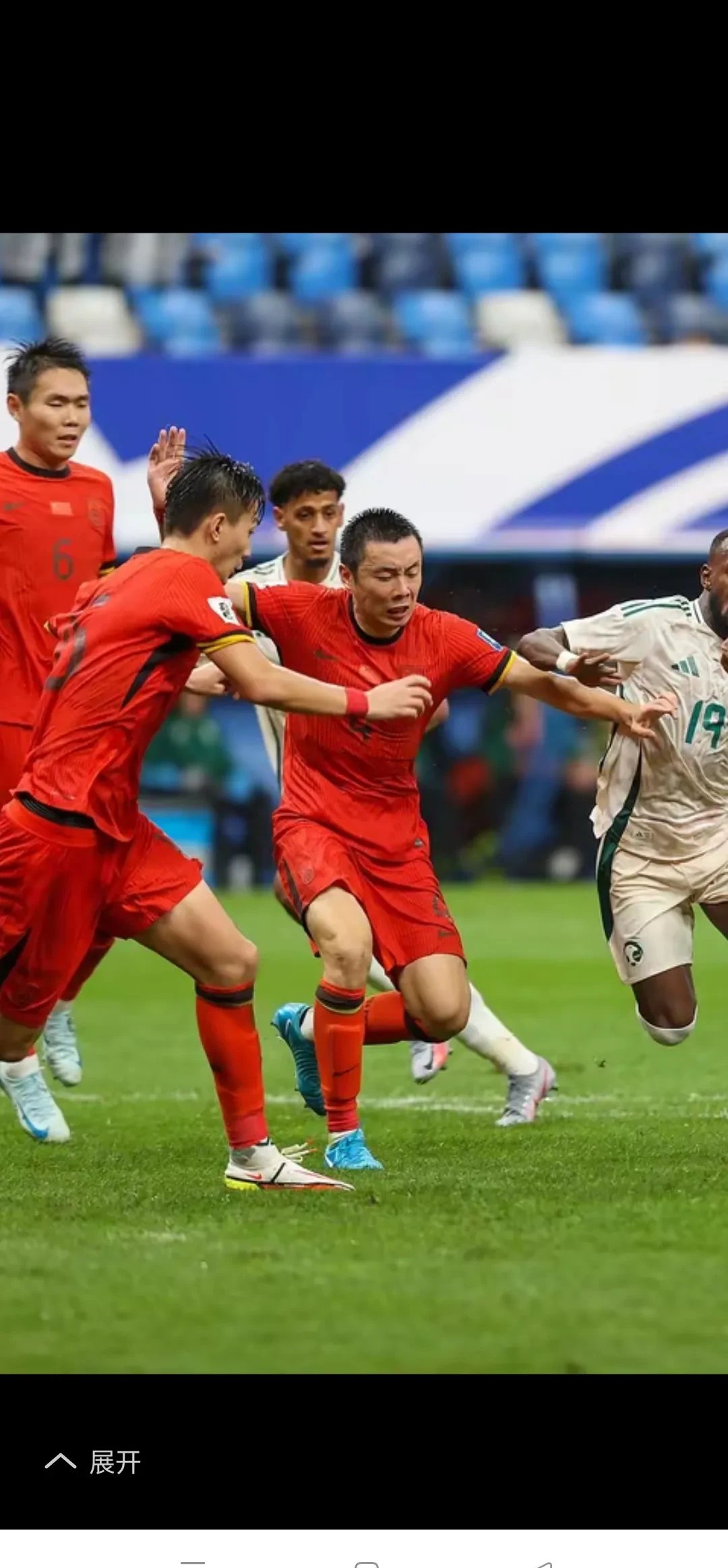 名将在足球比赛中力挽狂澜！