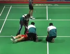 捷克游泳健将在赛场上独领风骚