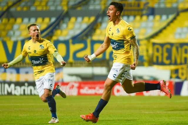 智利队零封对手，晋级下一轮