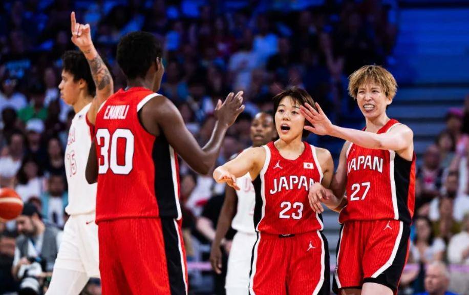 德国女篮强势晋级，实力过人