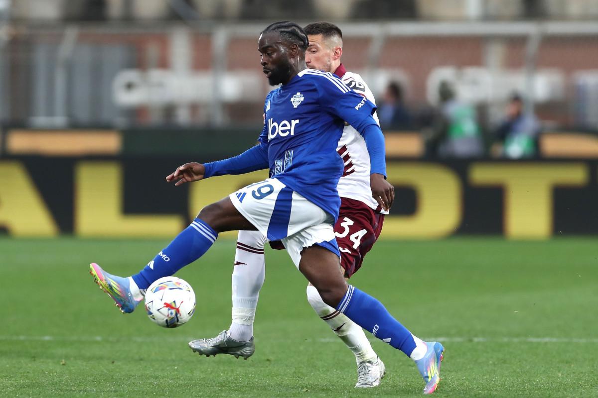 开云官网-都灵足球俱乐部遗憾输球，备战下场比赛的简单介绍