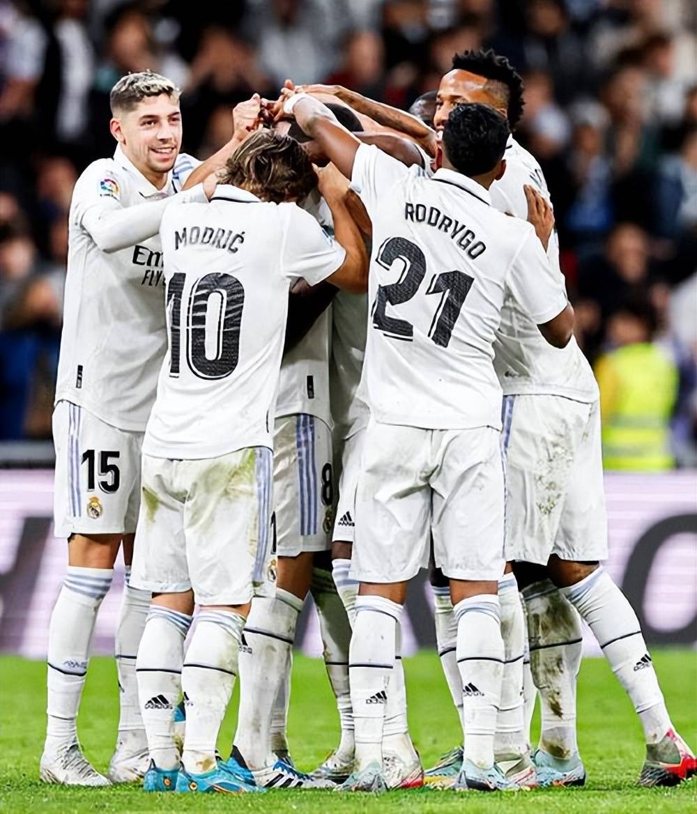 卡迪斯战胜奥萨苏纳，保持领先优势