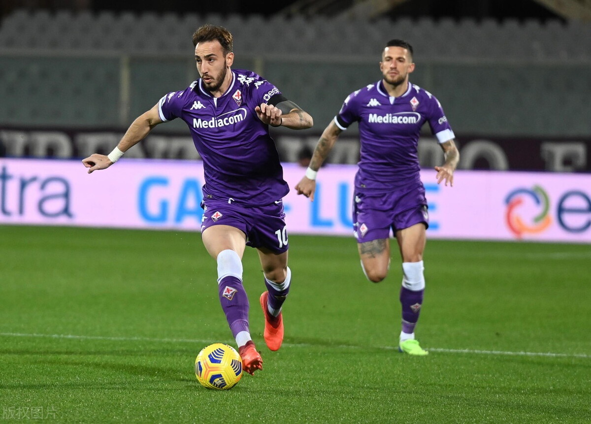 关于佛罗伦萨迎战克罗托内，争取主场取得胜利的信息