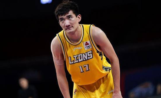 开云体育官方网站-俄罗斯球员在国际篮球赛事中崭露头角