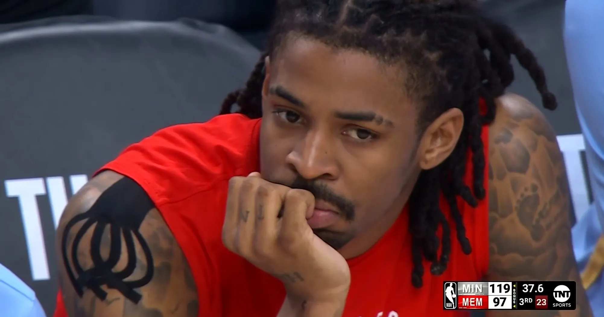 灰熊主场捍卫尊严，成功击败黄蜂