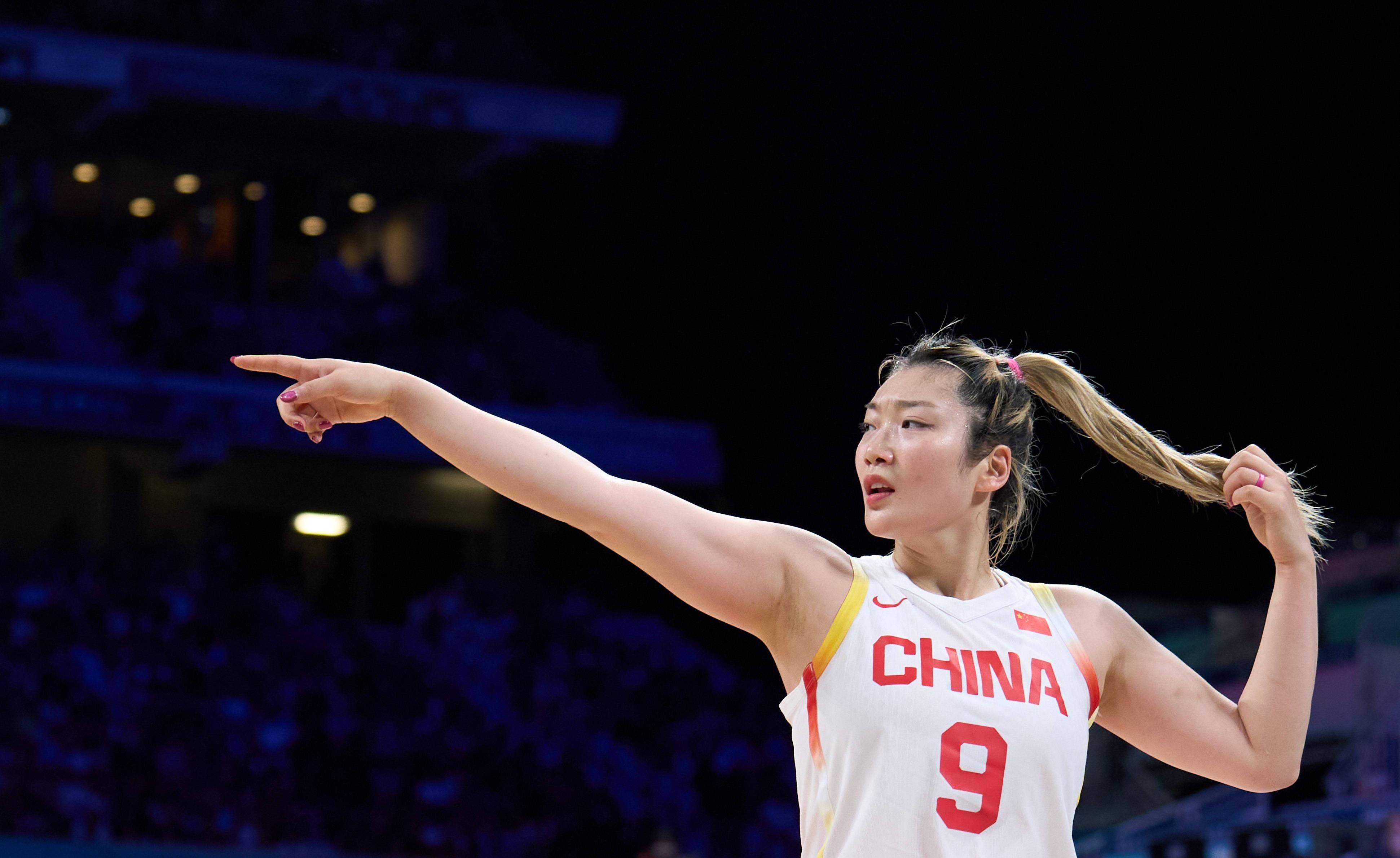 临近季后赛，球队积极备战状态调至巅峰