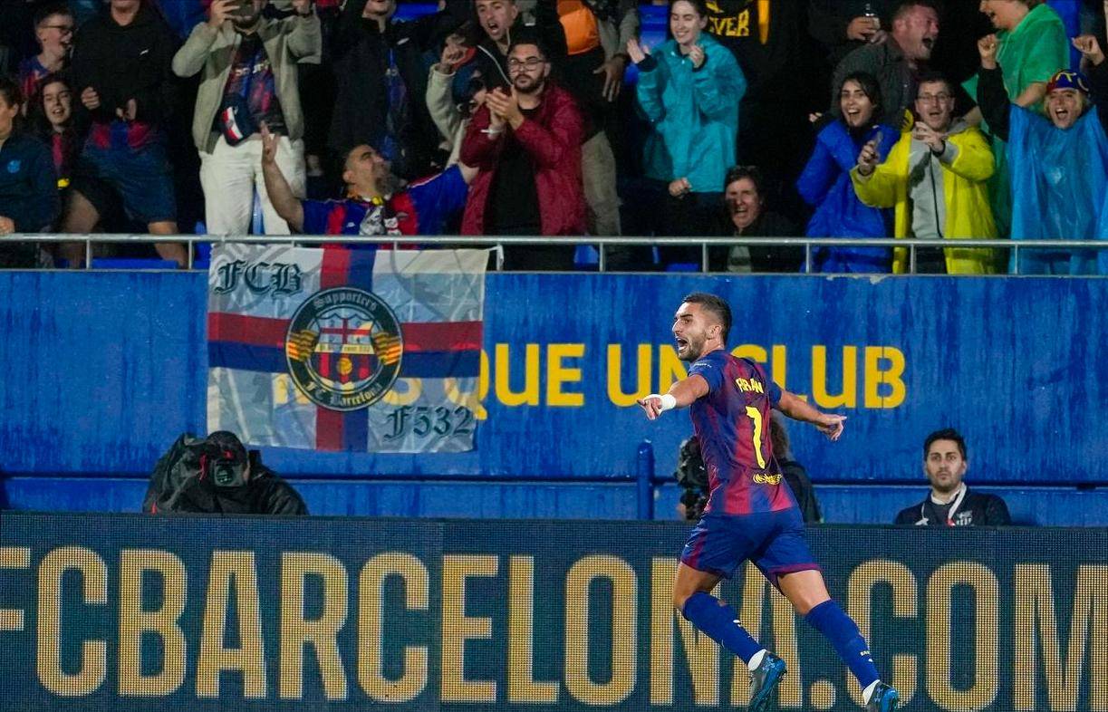 开云体育官网-包含拜仁险胜法国，阿尔瓦雷斯点燃赛场的词条